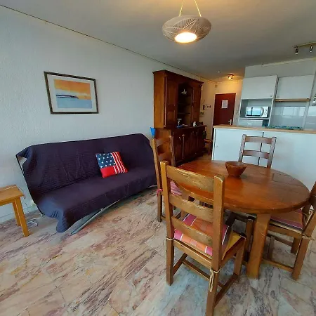 2 Pieces Avec Terrasse En Front De A Louer - Fr-1-423-181 Ле-Гро-д'Агд